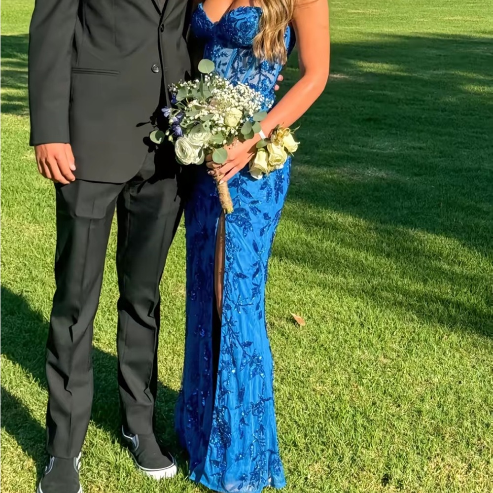 Stunning Peacock blue Sherri hill